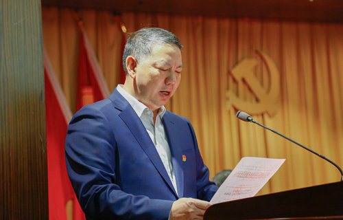 宜化集團(tuán)召開2019年慶祝“五一”國際勞動(dòng)節(jié)暨表彰大會(huì)(圖5)